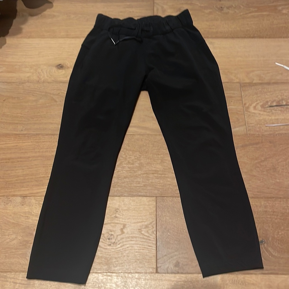 on the fly lululemon pants